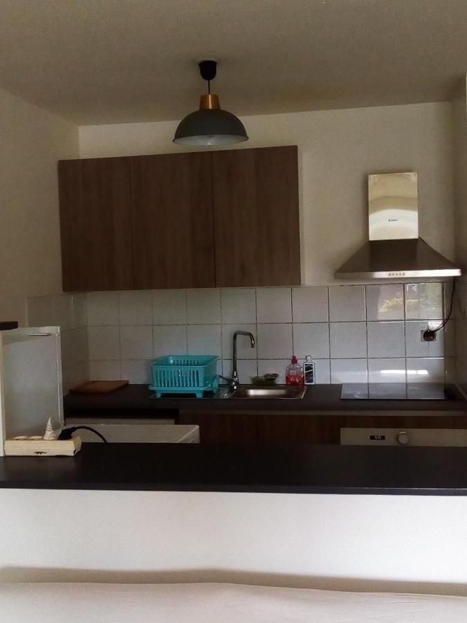 Apartmán Au Meuble Des Roches Saint-Gilles-les Bains Exteriér fotografie